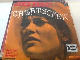 RIKA ZARAI - CASATSCHOK - 45 tours