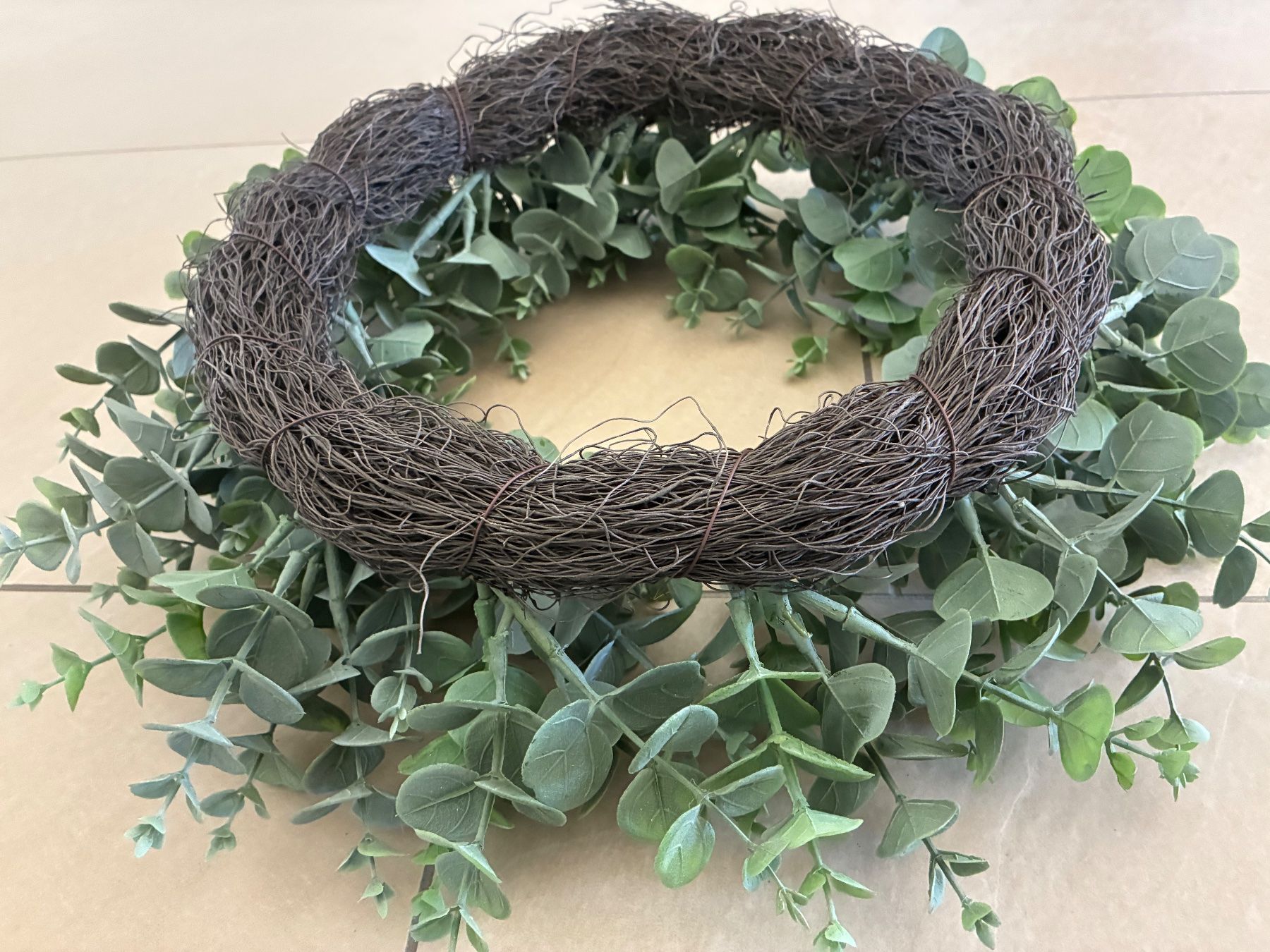 Tutte le decorazioni: Eucalyptus- Kranz künstlich 50cm – Usato da Frick venduto da sandra037 6