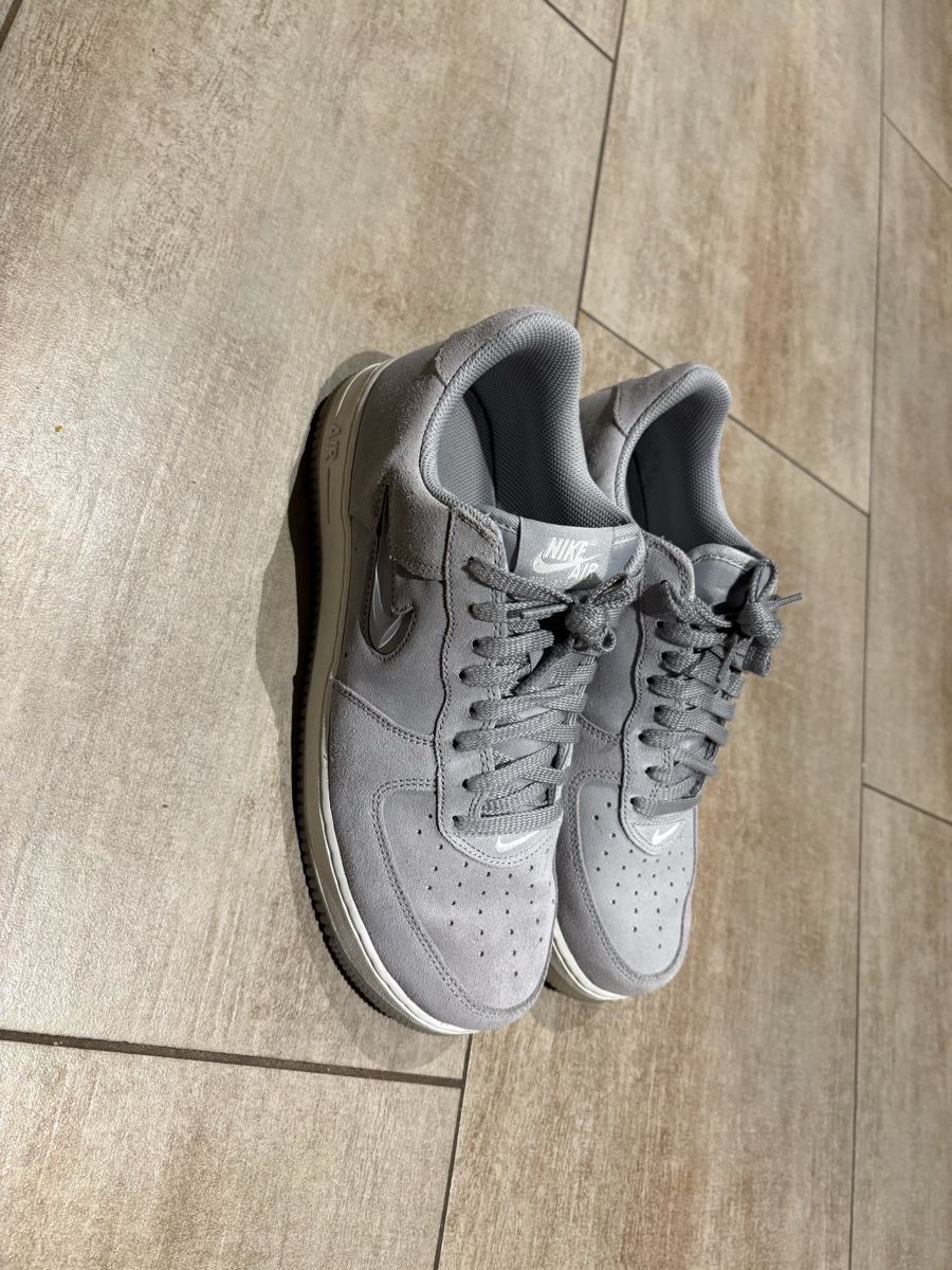 Nike Scarpe da uomo: Nike air force 1 grise 44 – Nuovo (secondo la descrizione) da Moudon venduto da jahnike 2