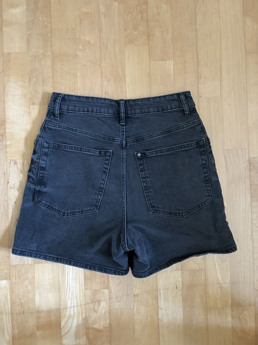 H&M Pantaloni: H&M Shorts, Top Zustand – Usato da Glattfelden venduto da leo111nie 1