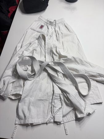 Karate Gi Budosch 130, Top Zustand, ideal für Anfänger!