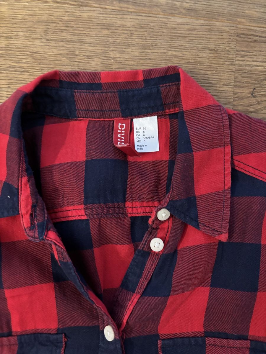 H&M Chemisiers: Damen Hemd kariert – D'occasion à Würenlos par Ashley24 1