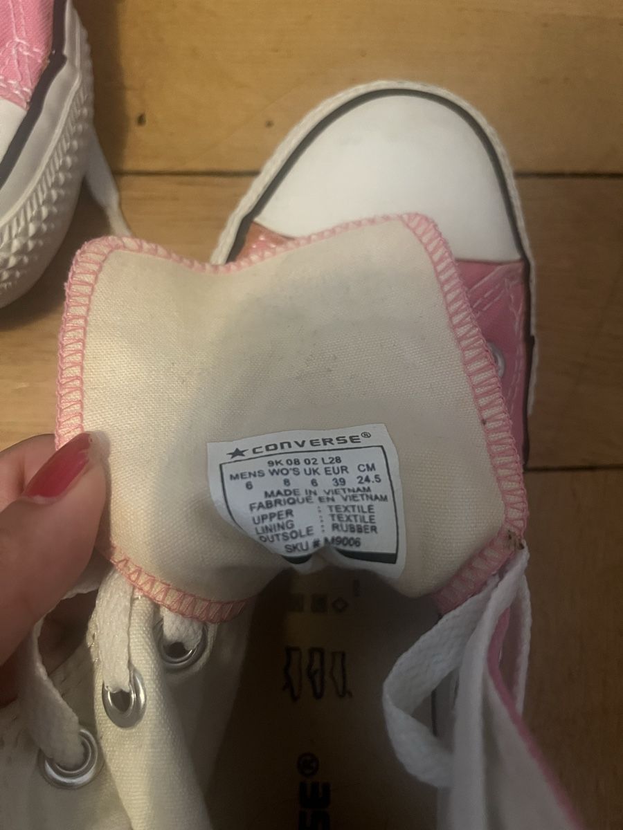 Converse Herrenschuhe: Rosa Converse Grösse 39 – Defekt aus Olten von sae_82z2 6