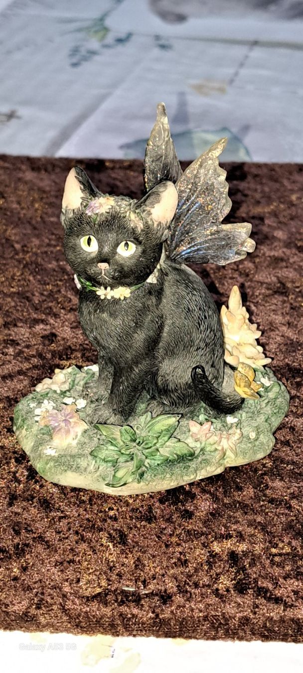Statuette: Keramik Katze mit Flügeln – Usato da Plagne venduto da Reticulum01
