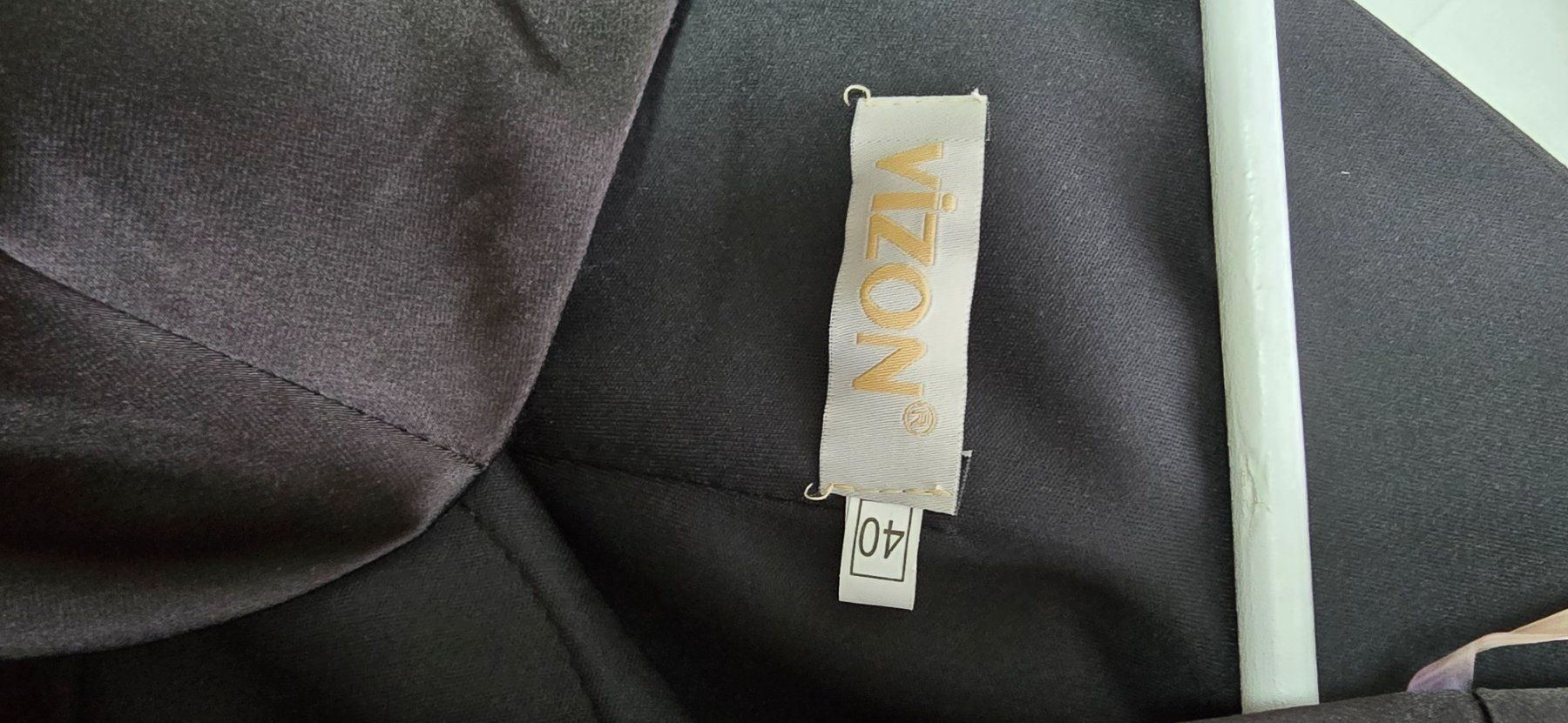 Vestiti: Robe de soirée noire, élégante et unique. Taille 38 – Usato da Moudon venduto da ima_g2pk 4