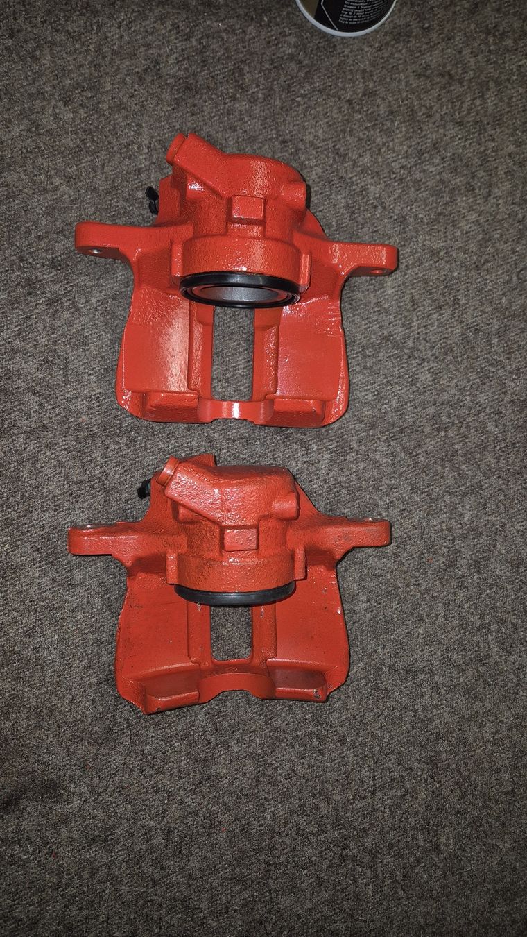 Volkswagen Tutti pezzi di ricambio auto: Bremssattel Golf 2 L+R – Nuovo (secondo la descrizione) da Egerkingen venduto da pet_z2d6