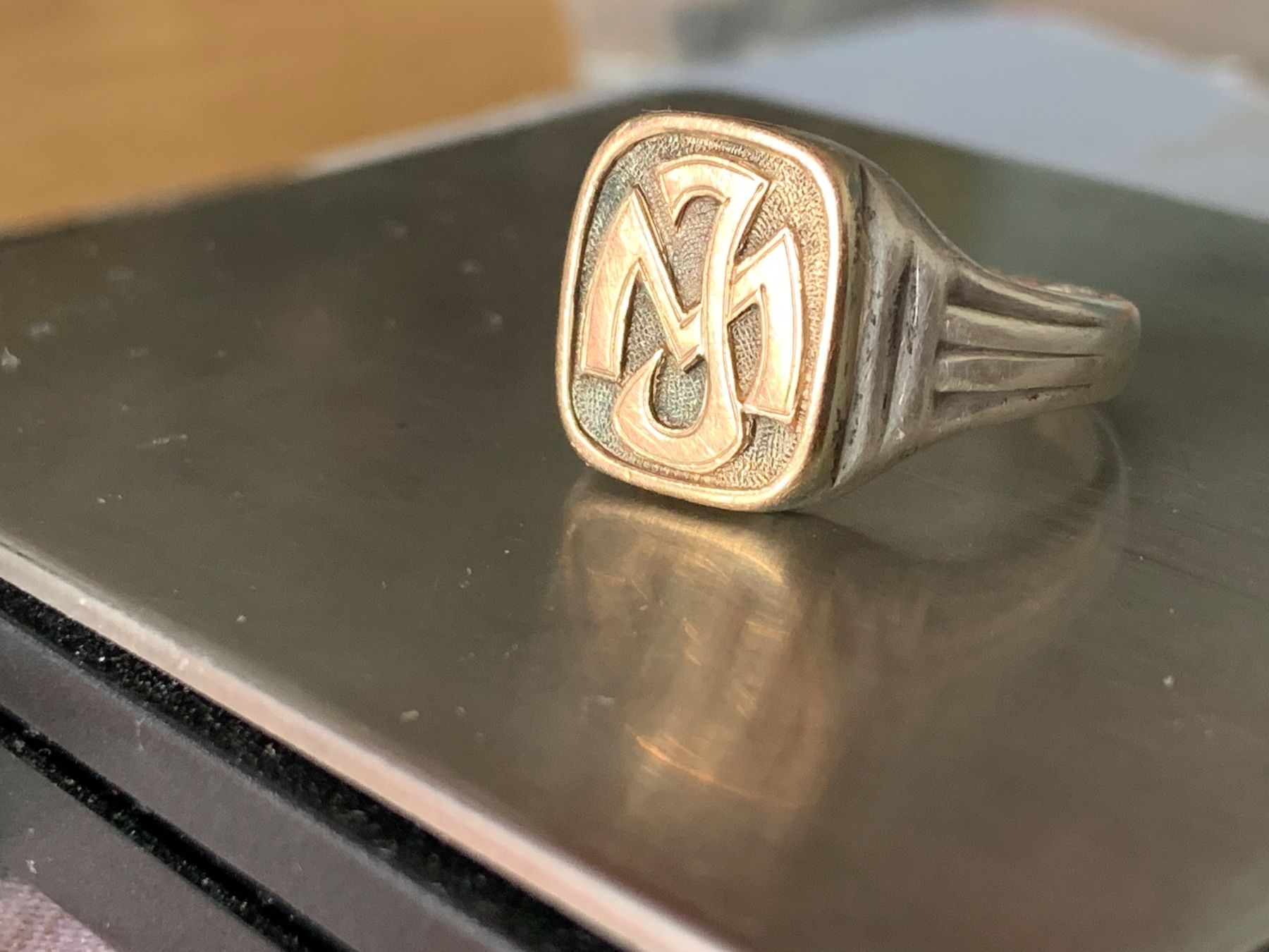 Bagues: Herrenring Gold/Silber INITIALEN M&J (57) – D'occasion à Laufen par belleskulptur 1