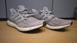 Adidas Ultra Boost 41 grau Laufschuhe