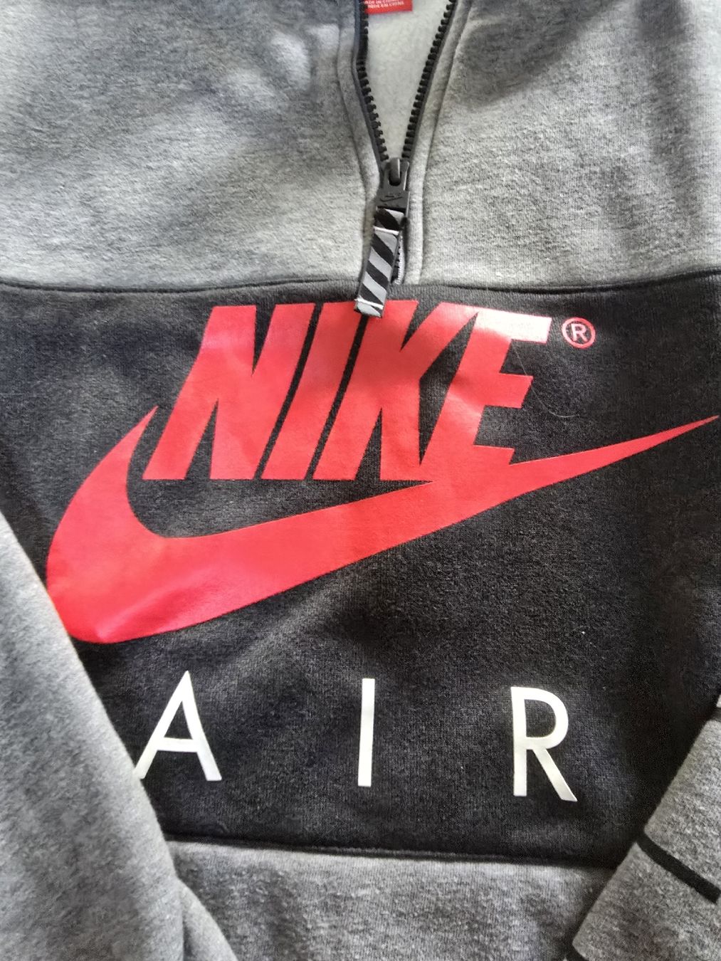 Maglioni & Felpe: Pullover, Gr.L, nike air – Usato da Morschach venduto da Monikawi 2