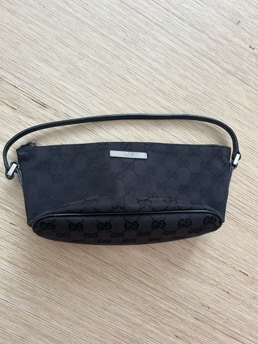 Gucci Taschen: Vintage Gucci Tasche – Gebraucht aus Ostermundigen von sam_pl7l