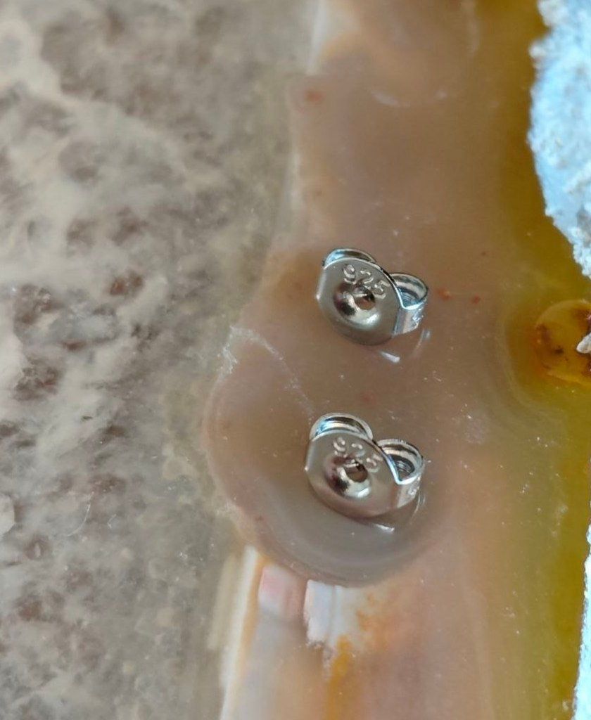 Orecchini pendenti & Orecchini a lobo: SCHÖNE SILBER ZÜCHTOPALST. OHRSTECKER, WEISS GOLD ÜBERZOGEN – Nuovo (secondo la descrizione) da Weiningen ZH venduto da actera 5
