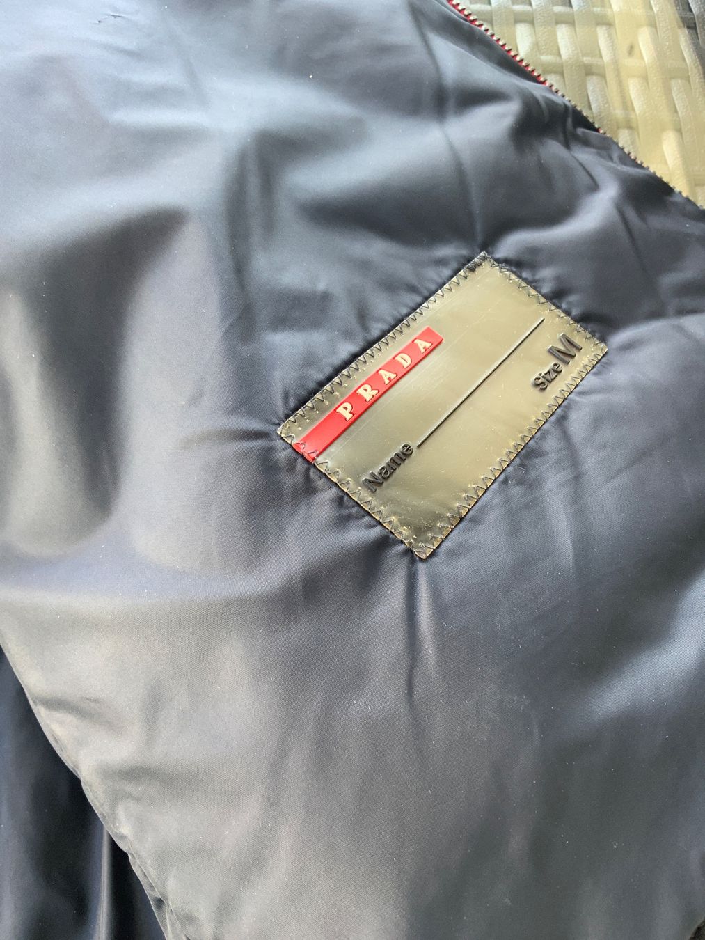 Prada Vestes: Prada M – D'occasion à Meltingen par Noah14 2