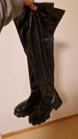 Lack Overknee Stiefel von Public Desire