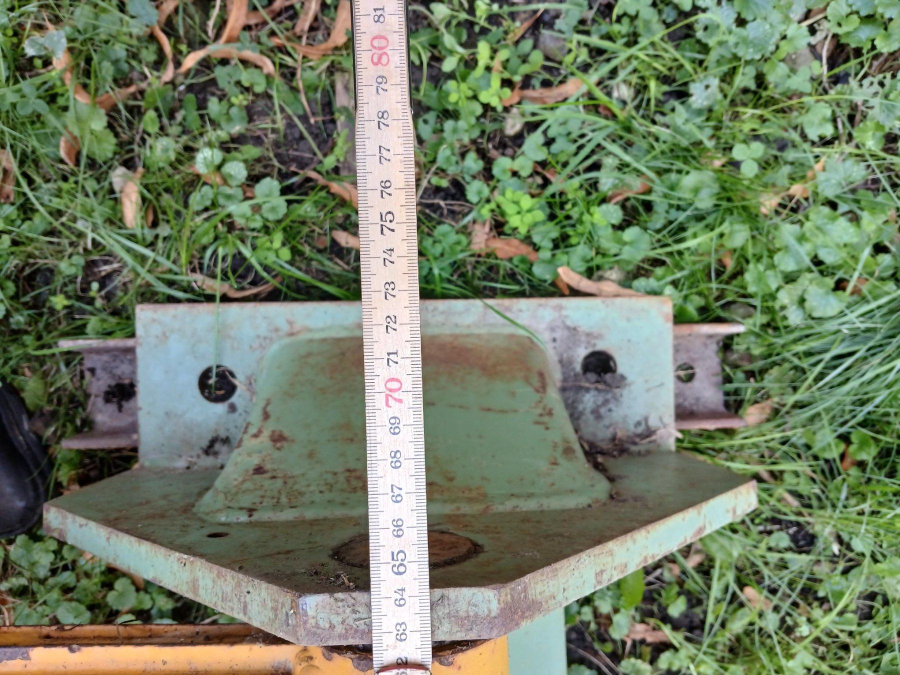 Gru: Kranarm 3meter,  Schwenkarm, – Usato da Nesslau venduto da Subaru1980 3