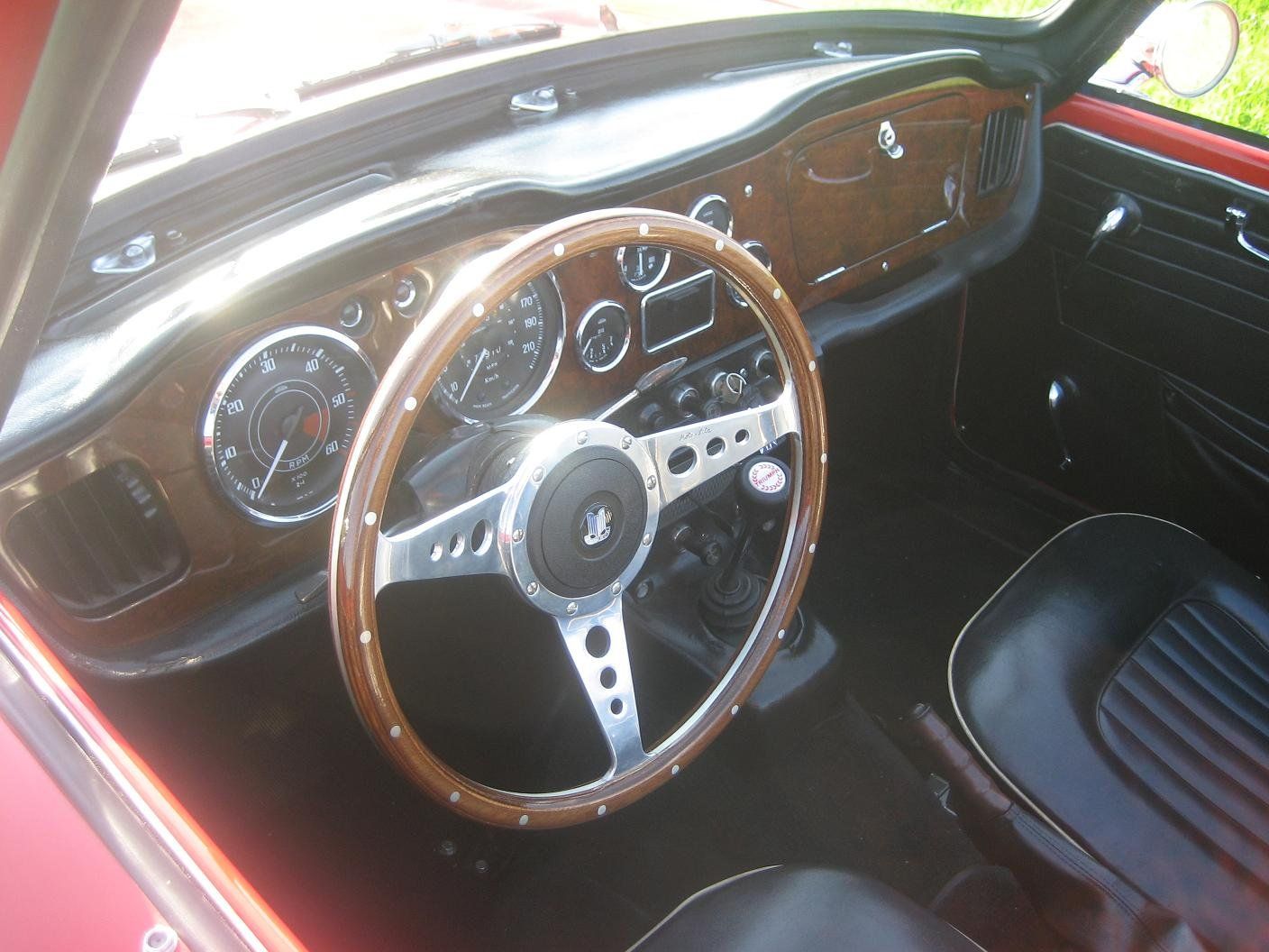 Triumph Automobili: Triumph TR4 IRS Overdrive – Usato da Unterägeri venduto da arv_nh8z 4