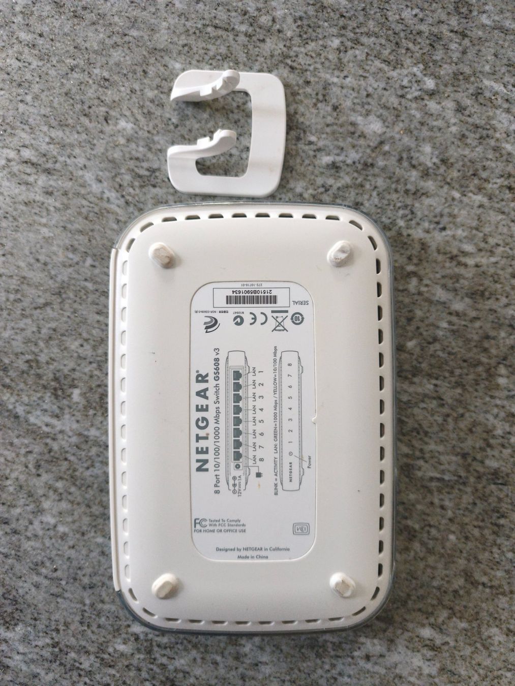 Netgear Modem & Router: 8 Port Router Netgear 1000Mbps – Usato da Niederbipp venduto da donaldo11 4