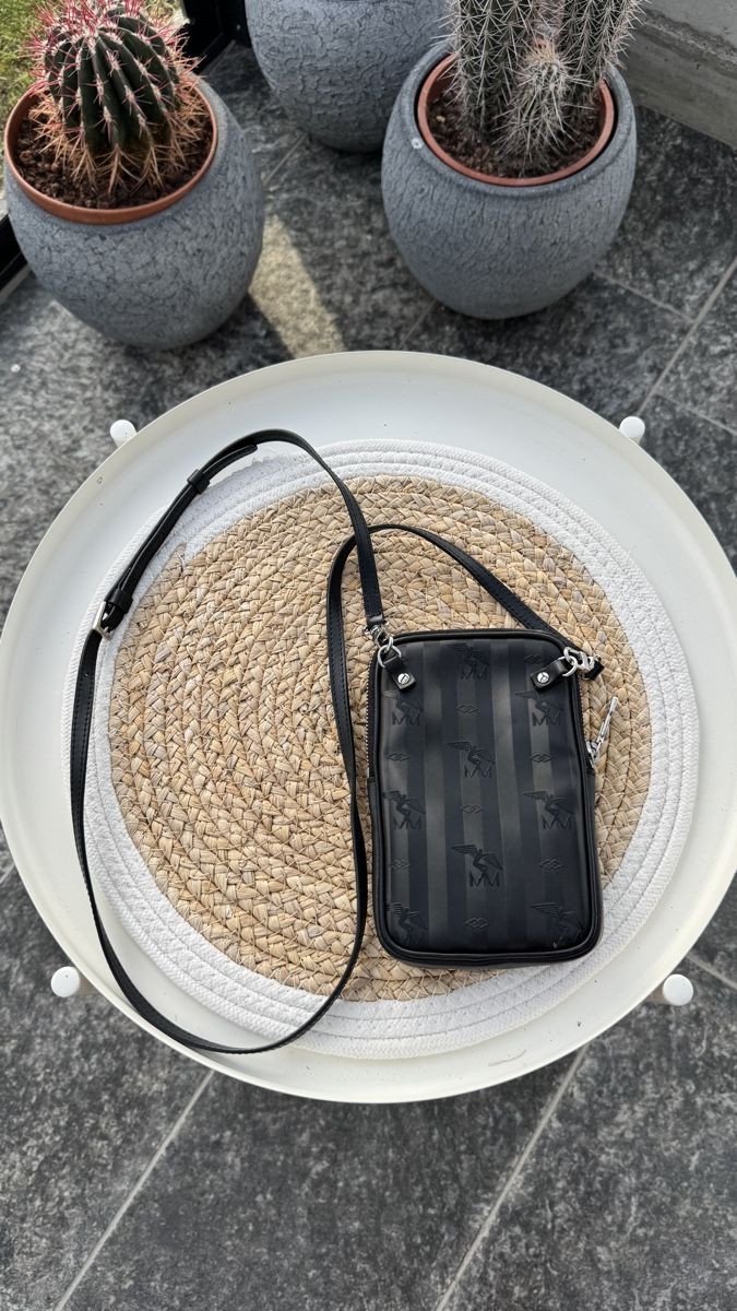 Maison Mollerus Taschen für Damen: Maison Mollerus Tasche / Handyportemonnai – Neu (gemäss Beschreibung) aus Speicherschwendi von sen_r6wk 1