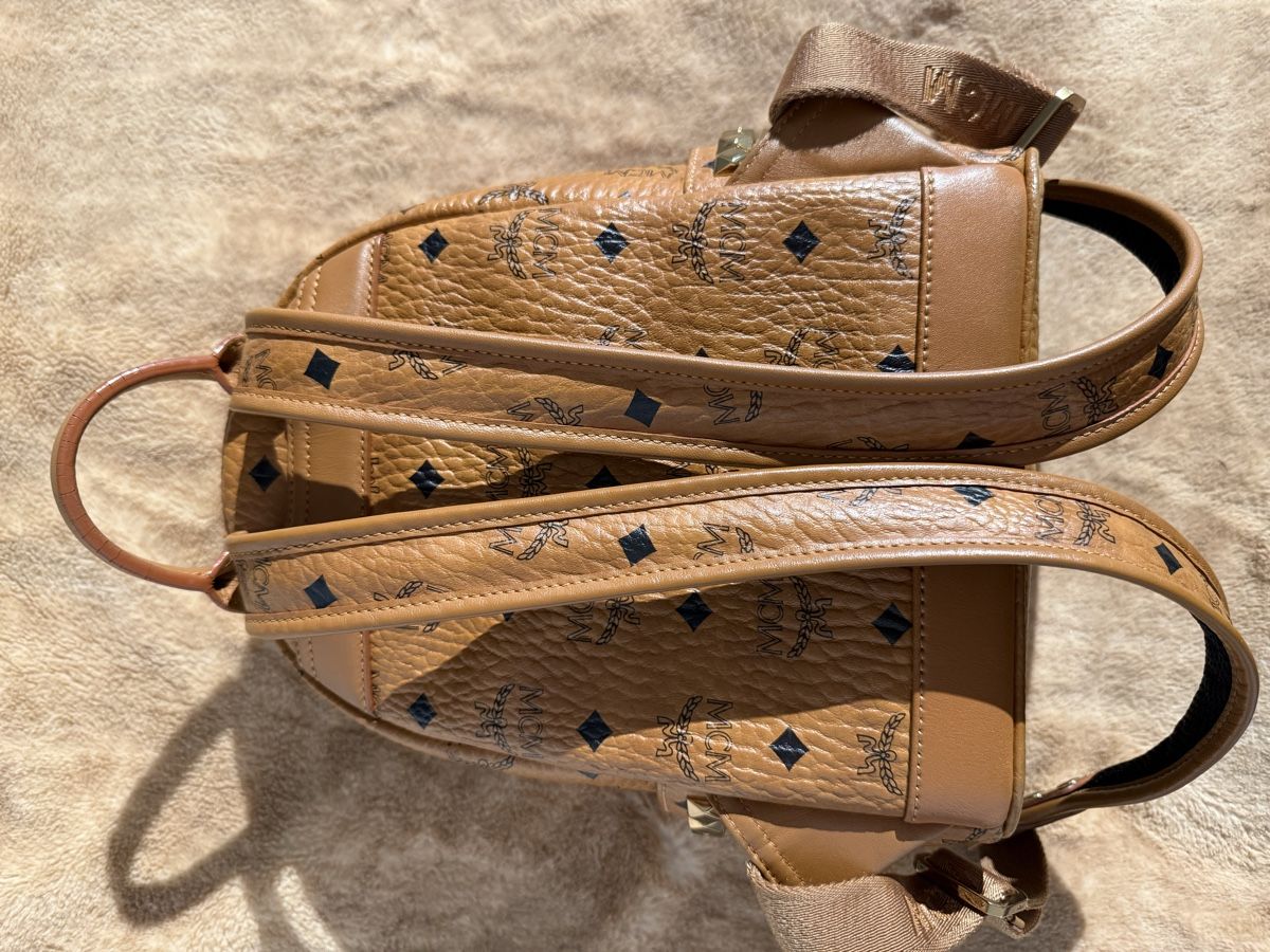 Mcm Zaini: Rucksack MCM – Usato da Schlieren venduto da ana_ribeiro19 1