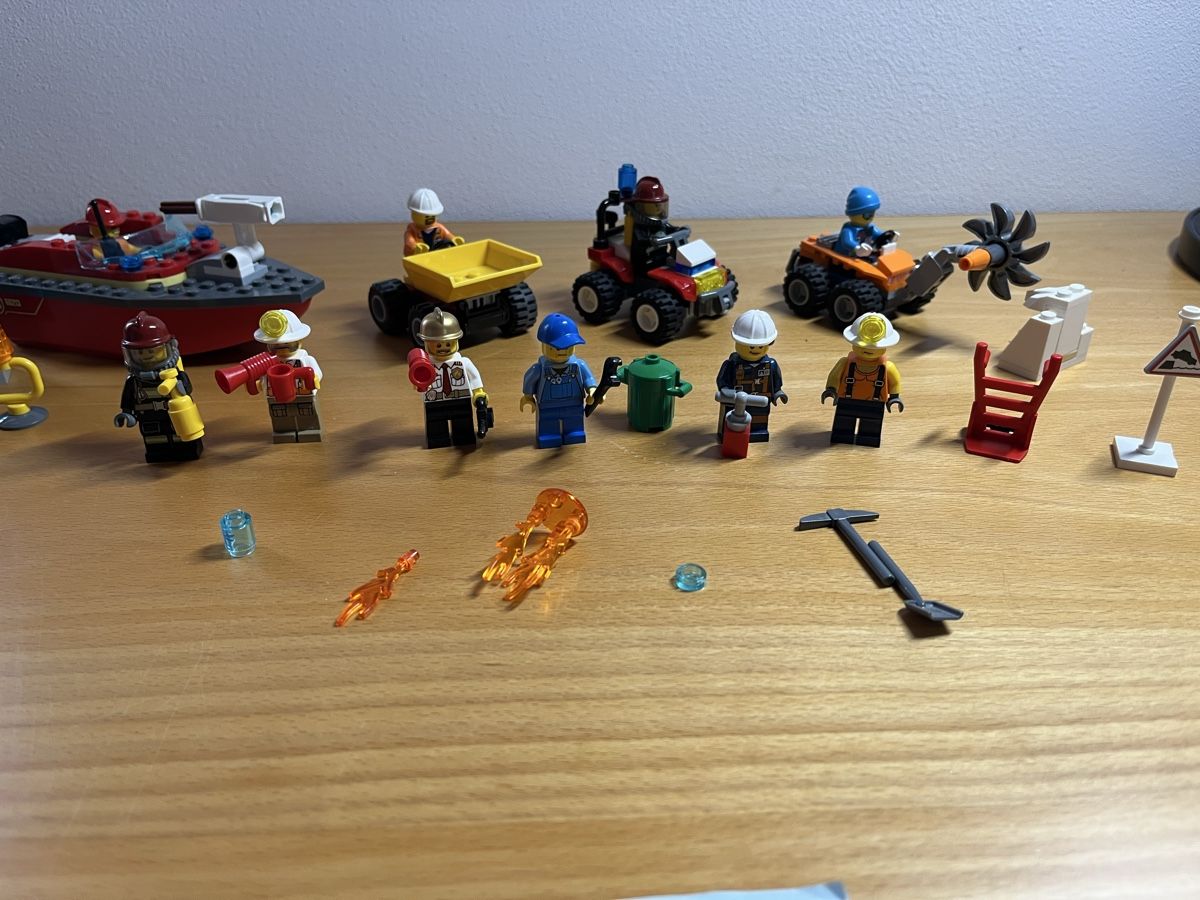 Lego Giocattoli: Lego City Sets – Usato da Frauenfeld venduto da adj04 3