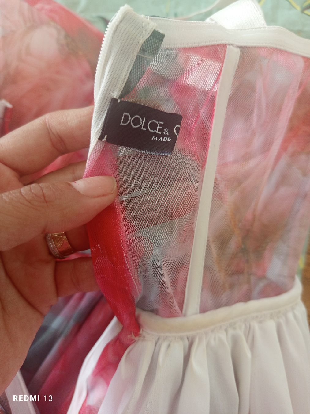Dolce & Gabbana Robes: elegantes Kleid DG – Neuf (Voir description) à Regensdorf par LilianMaurer 3