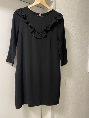 H&M Kleid mit Volant gr. 38