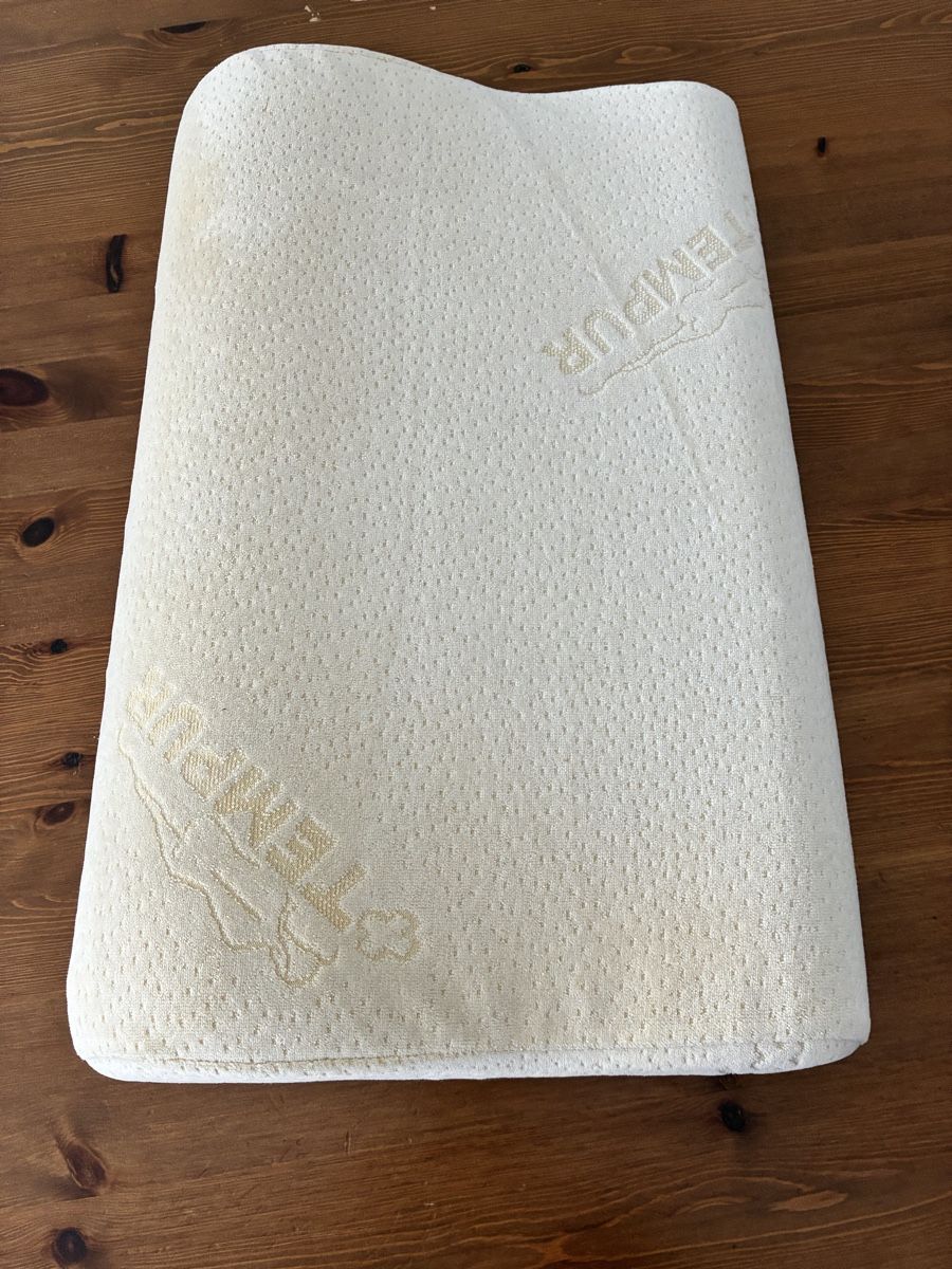 Tempur Coussins: Tempur Kissen – D'occasion à Widnau par let_qf7g 1