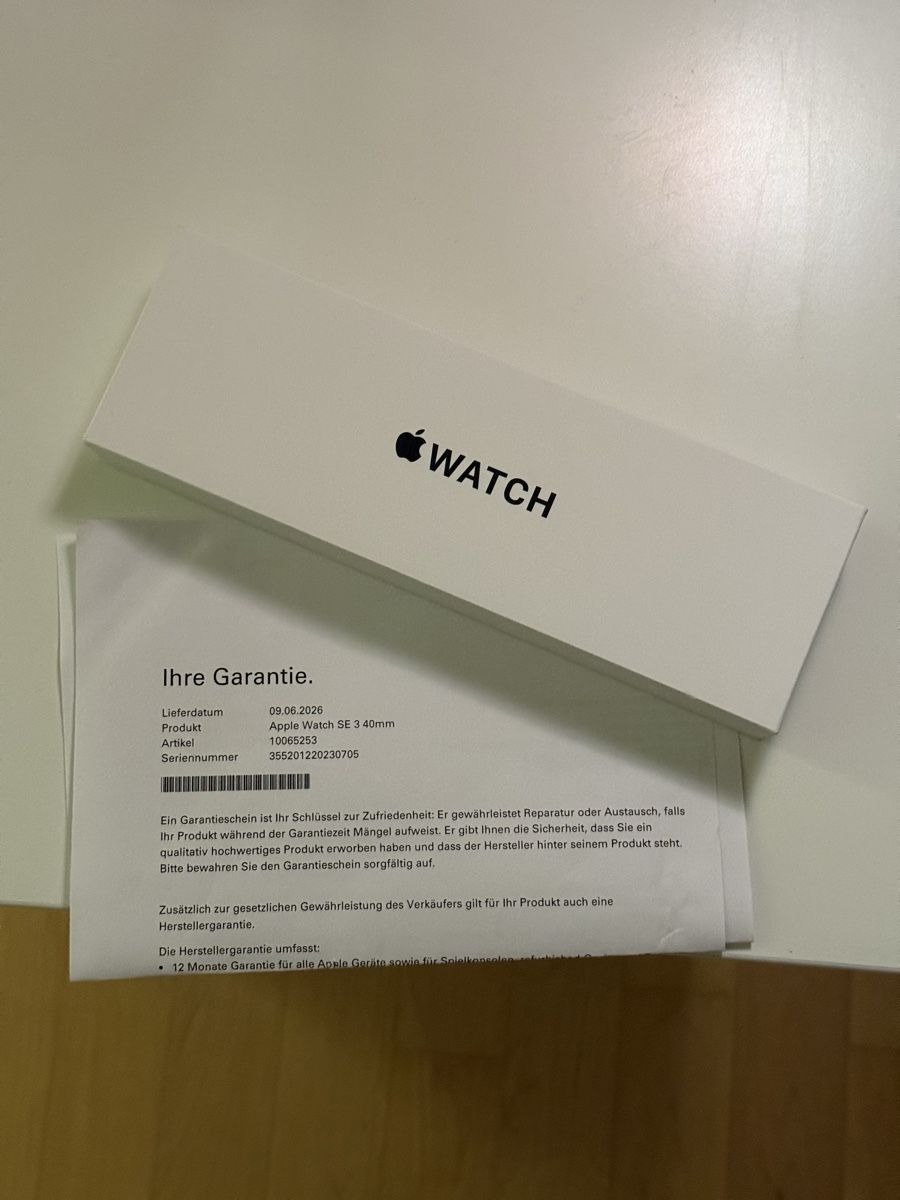 Apple Smartwatch: Ungeöffnete Apple Watch SE 3 40mm Starlight mit Celullar – Nuovo e nell'imballaggio originale da Bonstetten venduto da bud_xl6r