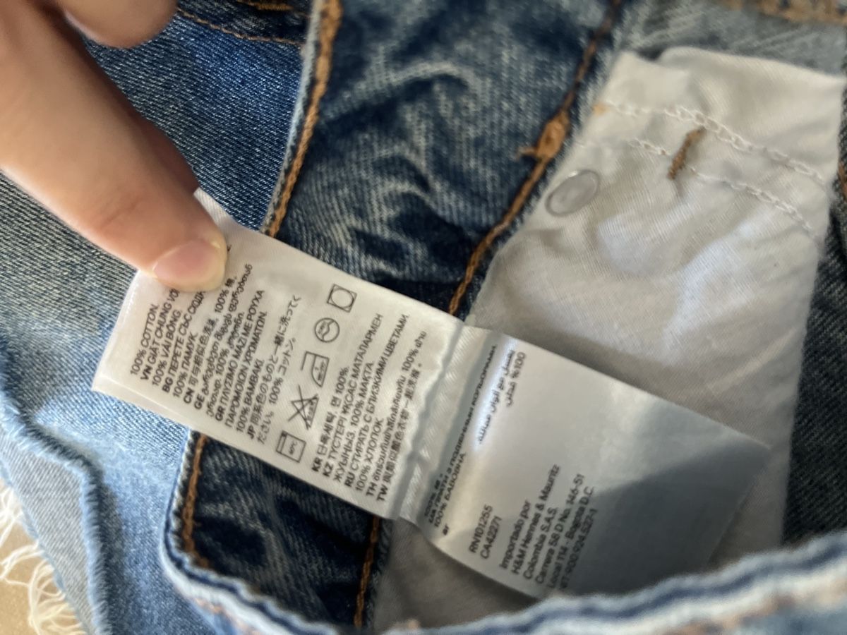 H&M Jeans: 🌾 Blue denim shorts  – Nuovo (secondo la descrizione) da Zürich venduto da jna_265b 3