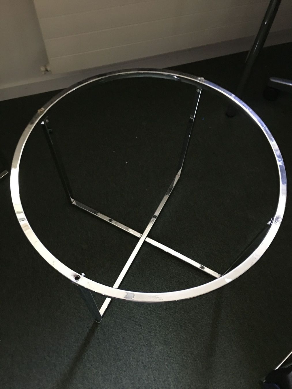 Tavoli: Runder Couchtisch Chrom Glasplatte Durchmesser 45cm gebra... – Usato da Olten venduto da ELHANDEL 4