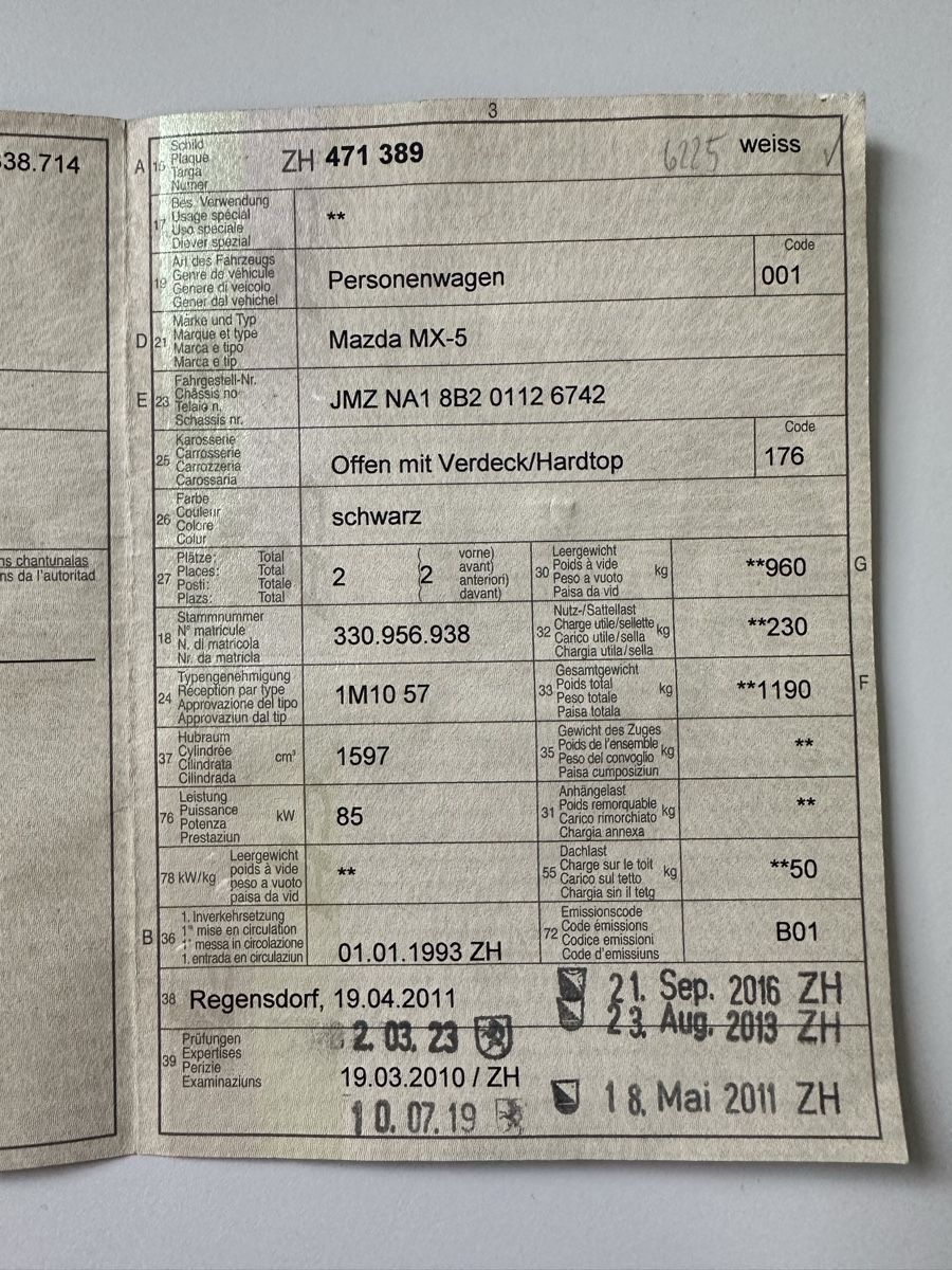 Mazda Autos: Mazda MX5 Black Special HTC – Gebraucht aus Gockhausen von Charodt 7