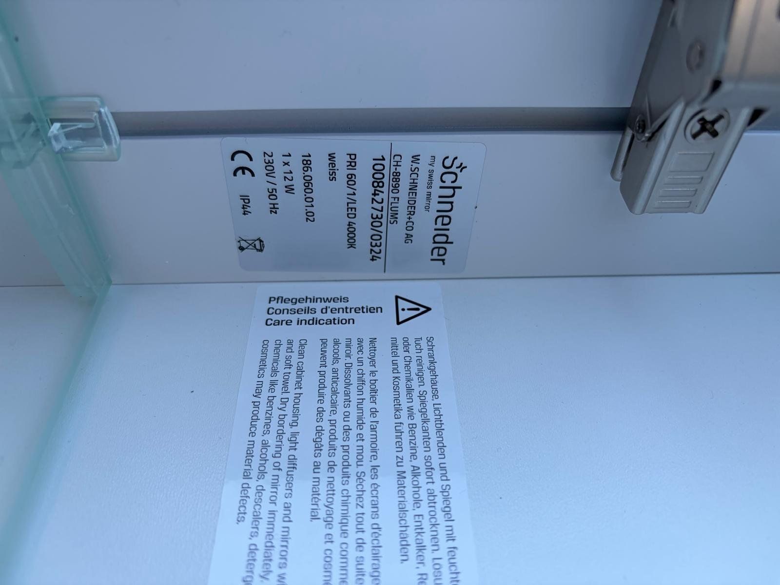 Schneider Armoires miroirs: Spiegelschrank – Neuf (Voir description) à Eschenbach SG par Jerry697 2