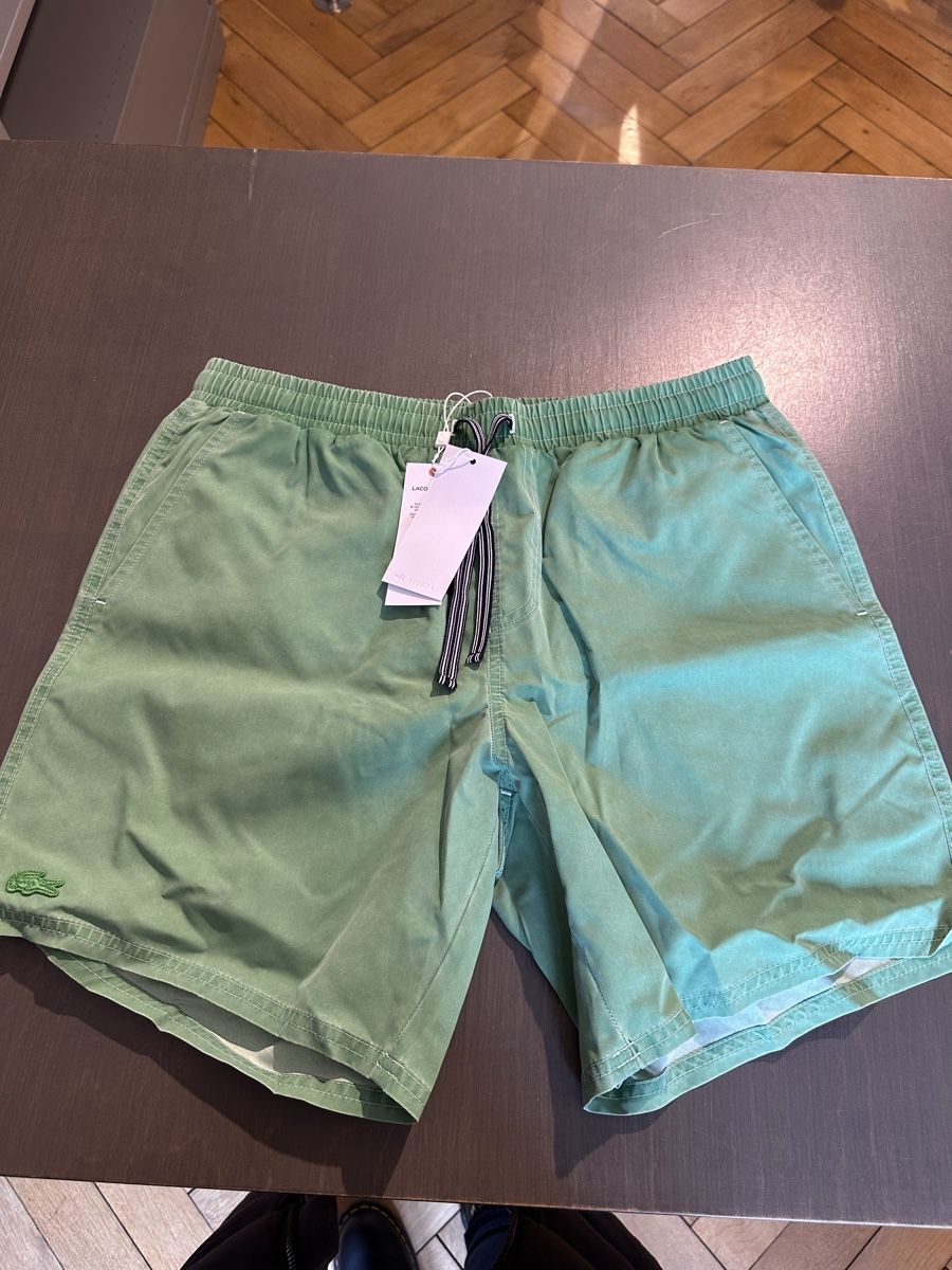 Lacoste Costumi da bagno: Lacoste Badhose NEU Grösse M – Nuovo e nell'imballaggio originale da Olten venduto da threebumblebee