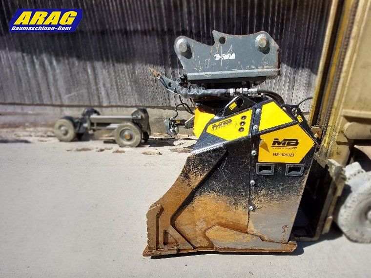 Tutte le macchine: MB HDS 323 Sieblöffel – Usato da Hasle LU venduto da Arag08 1