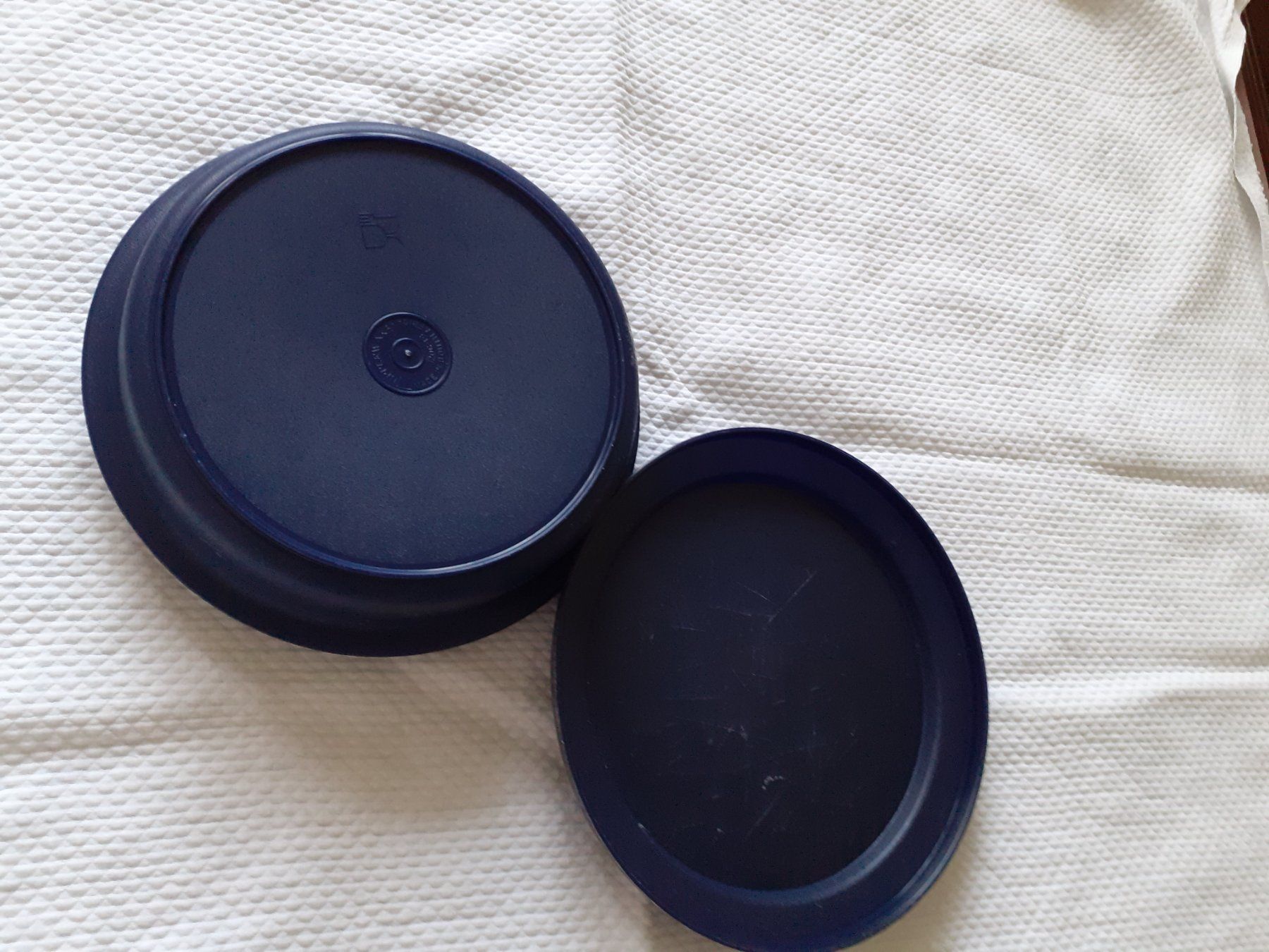 Tupperware Behälter & Ähnliches: Tupperware Schale blau gebraucht mit Deckel – Gebraucht aus Yverdon von DerStorchUndDieBiene 3