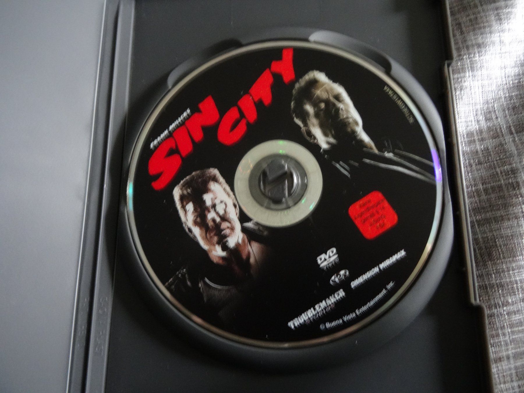 Tutti i DVDs: Sin City DVD – Usato da Olten venduto da Disc-Verkauf 1