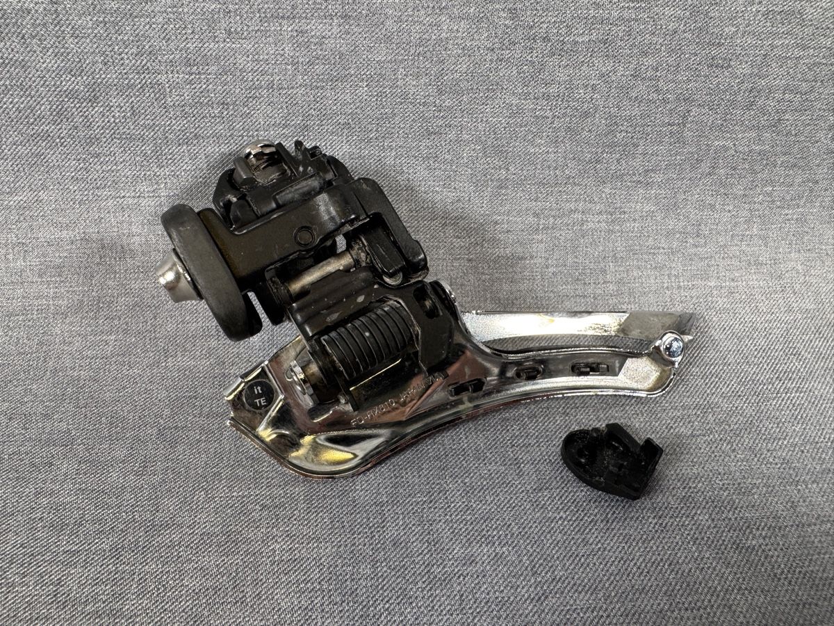Shimano Pezzi di ricambio: Shimano GRX Umwerfer FD-RX810 – Nuovo (secondo la descrizione) da Zürich venduto da Marble 2