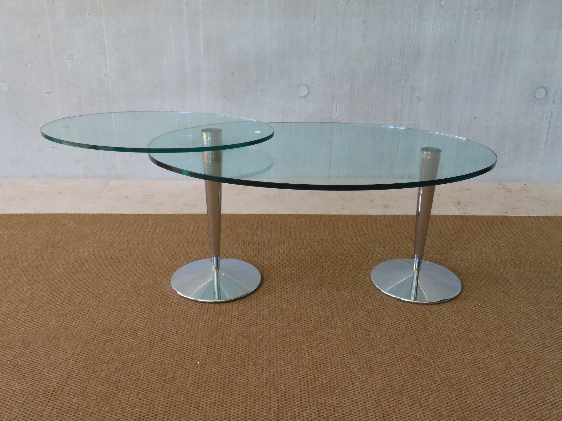 Tavoli: Design Glas-Couchtisch schwenkbar – Usato da Reinach BL venduto da WBZ-Flohmarkt 4