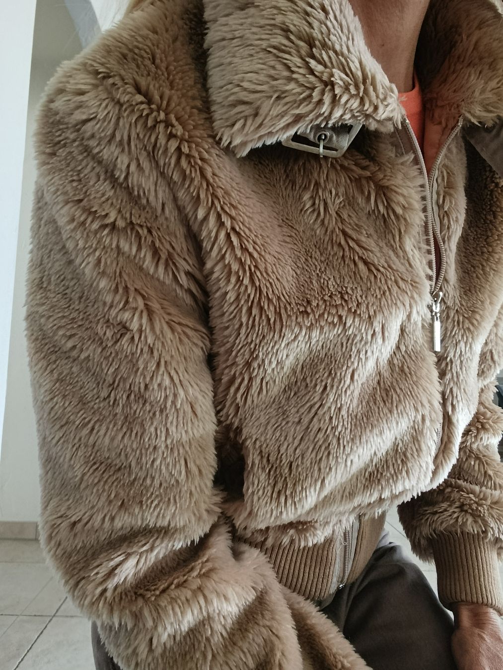 Zebra Jacken: VESTE PELUCHE ZEBRA BEIGE S – Gebraucht aus Sierre von shirley04 1