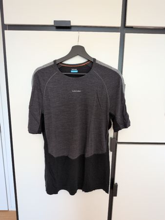 Icebreaker T-Shirt 125 ZoneKnit schwarz grau Grösse XL