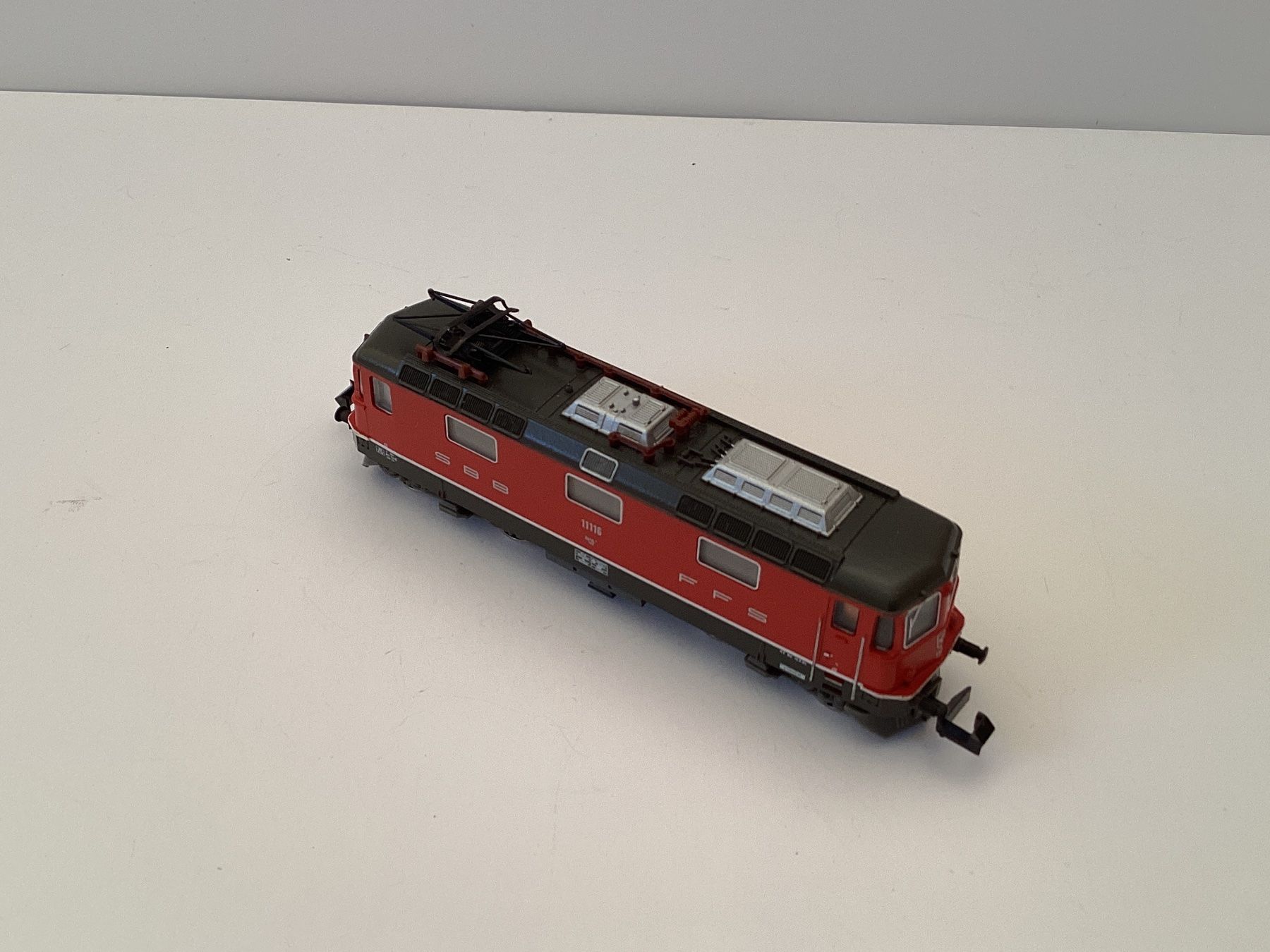 Trix Modellini di ferrovie: Minitrix 2977 Re 4/4 II 11116 SBB 1:160 – Usato da Effretikon venduto da simtek_de 1