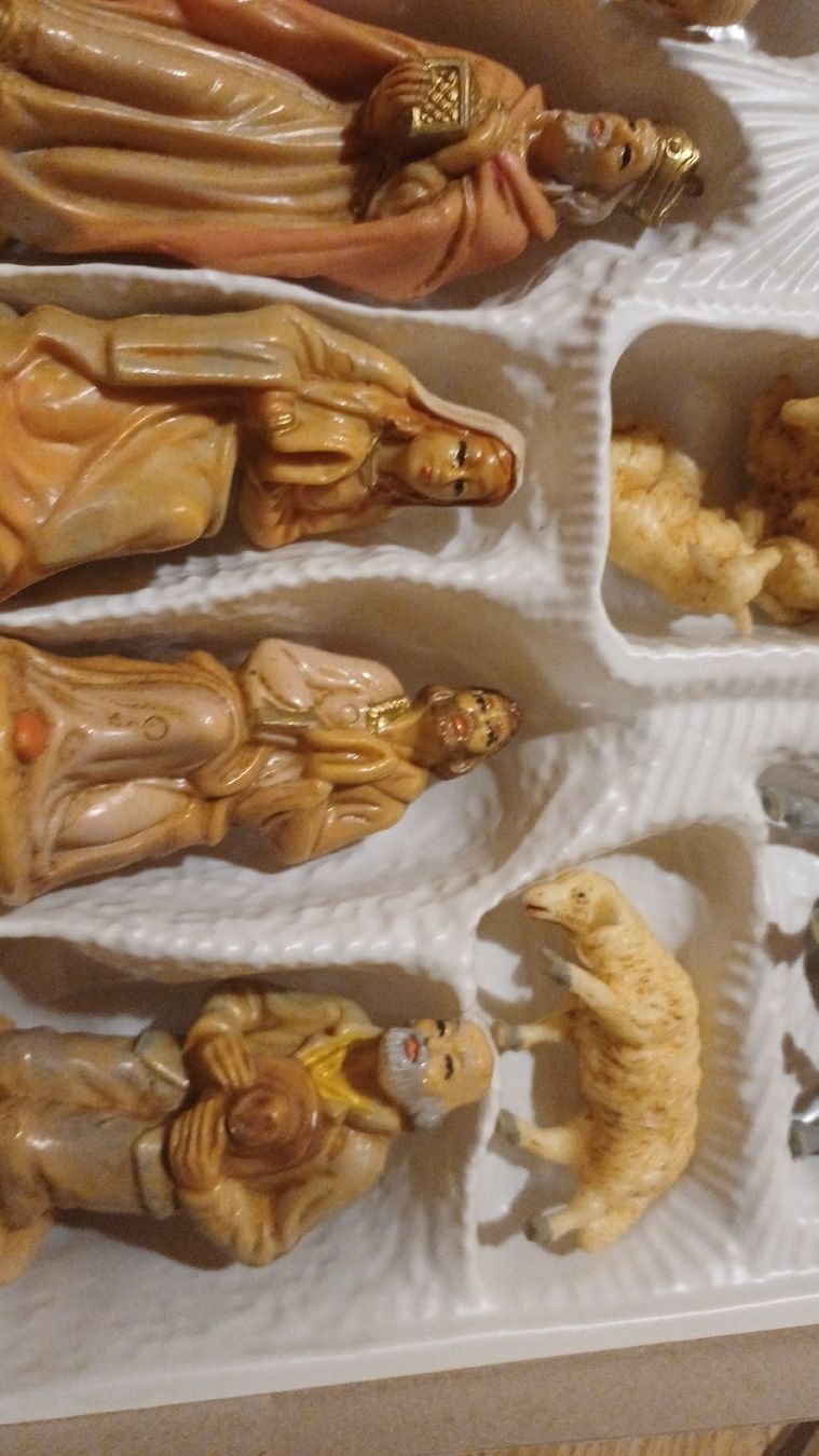 Figuren: Set  schöne Krippenfiguren  – Gebraucht aus Flawil von Naphtali 3