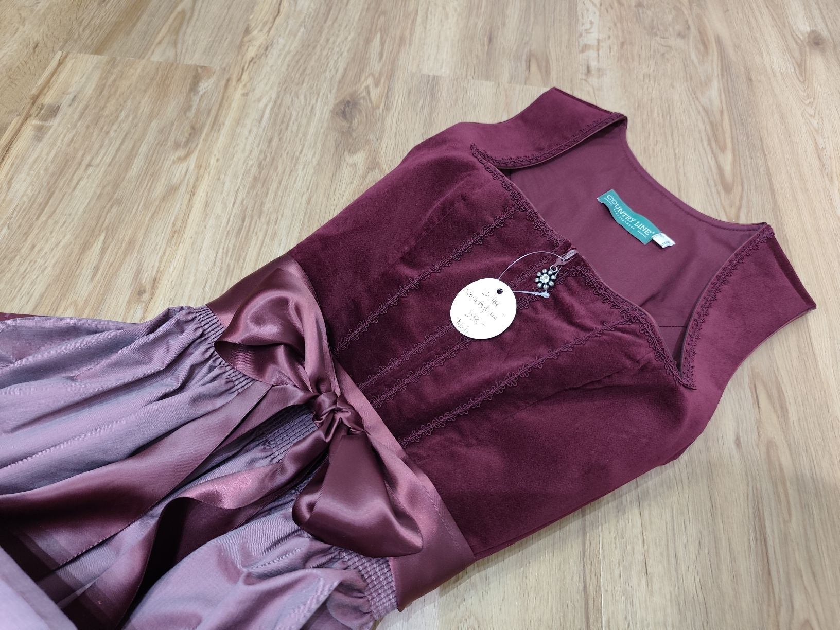 Vestiti: Samt Dirndl CountryLine - NEU – Nuovo (secondo la descrizione) da Dussnang venduto da Rosenfee50 3