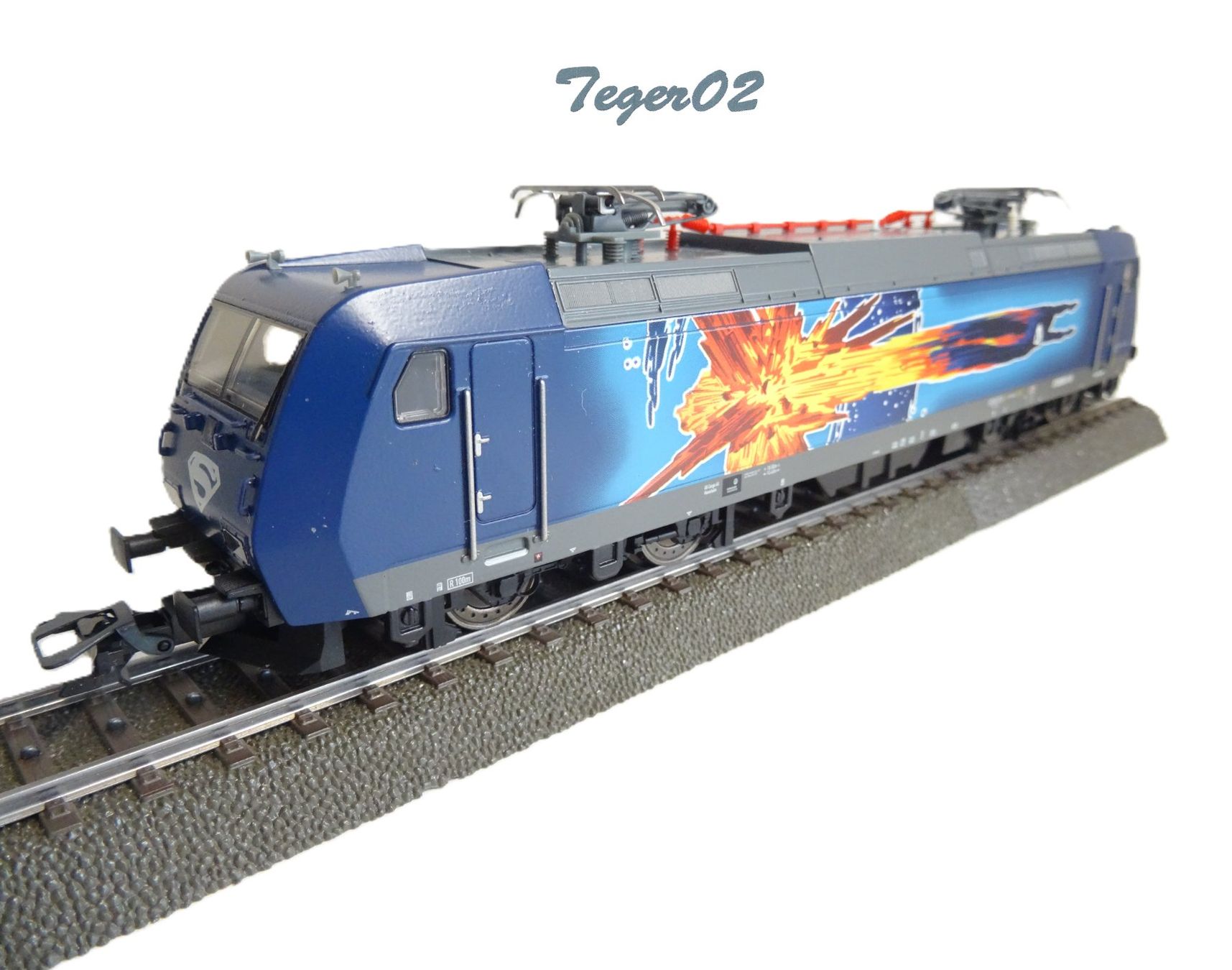 Märklin Modellini di ferrovie: Märklin H0 36837-1  E-Lok BR 185 "Superman" – Nuovo e nell'imballaggio originale da Hochdorf venduto da Teger02
