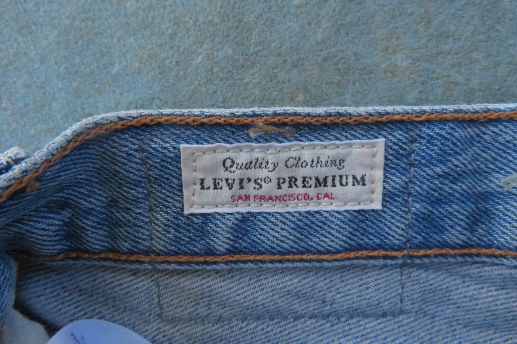 Levi's Hosen: LEVI's 501 Denimshorts  Gr. 36 – Neu (gemäss Beschreibung) aus Wil ZH von Tamagy 1