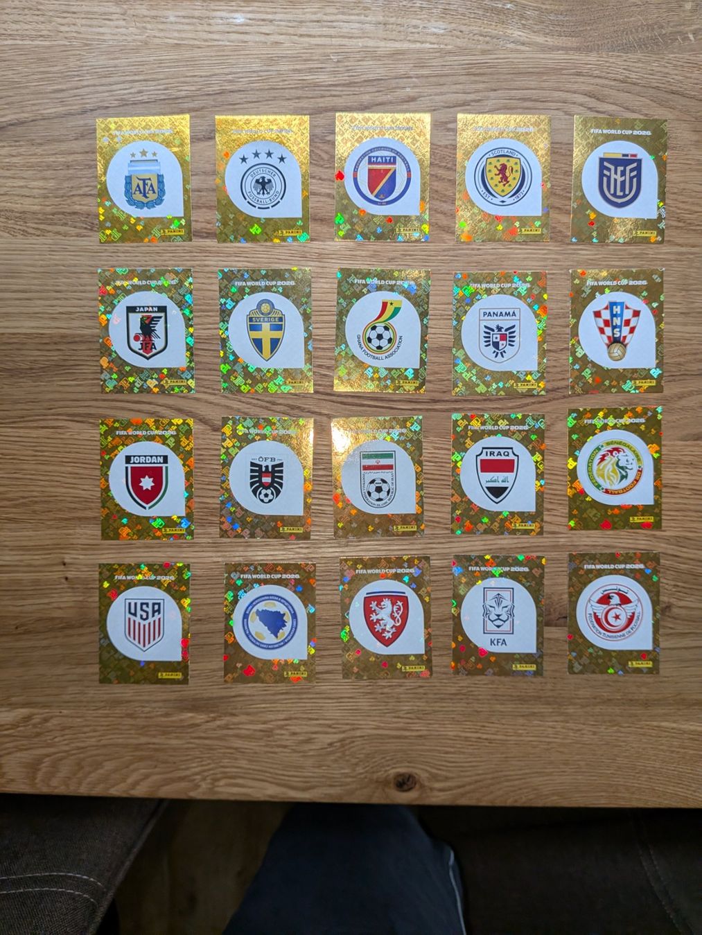 Panini Carte collezionabili: Panini WM 2026 - 20 Wappen – Usato da Mülligen venduto da Xyztm