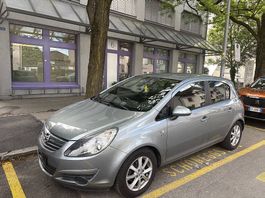 Opel Corsa D 1.4 automat