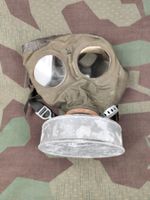 Gasmaske M44 mit Filter (zivil)