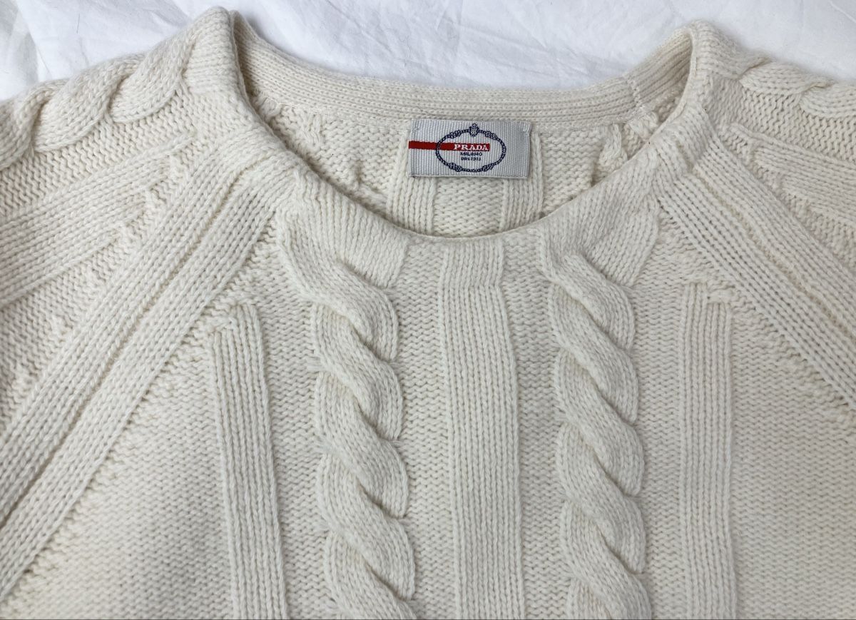 Prada Pulls & Sweat-shirts: Prada Gr.36/38 – D'occasion à Mürren par Ne-le 3