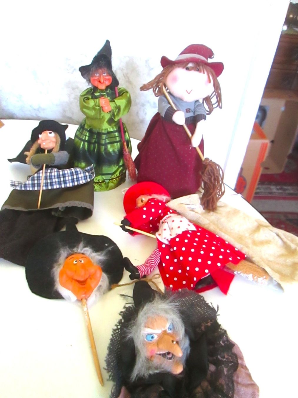 Toutes les décorations: 6 Hexen – D'occasion à Sementina par babucia