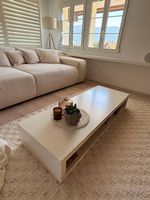 Couchtisch weiss mit Ablage neuwertig